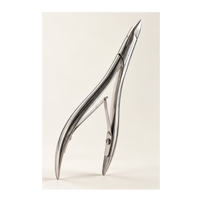 Swan-Shaped Stainless Steel Cuticle Nipper — 1 Tool